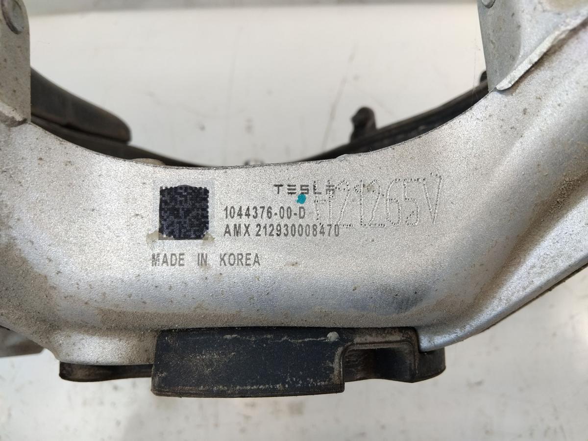 Tesla Model Y original Querlenker Vorderachse oben rechts mit Lagerbock Bj.2022