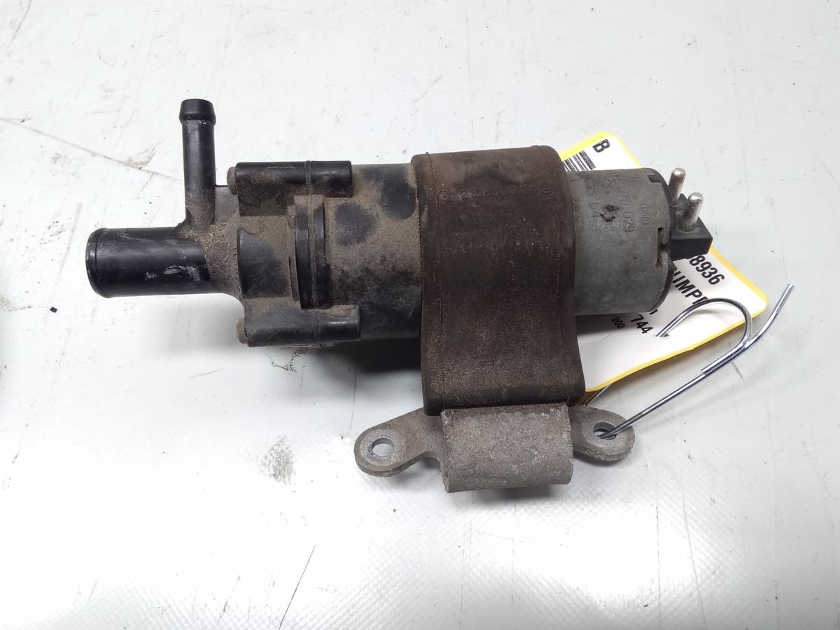 Mercedes Benz E Klasse W210 original Zusatzwasserpumpe 0392020029 BOSCH BJ1997