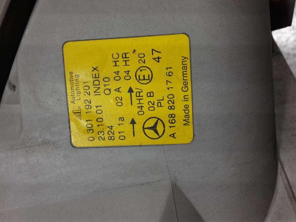 Mercedes A-Klasse W168 BJ 2001 Scheinwerfer vorn links Lampe Facelift ab 2001 0301192201