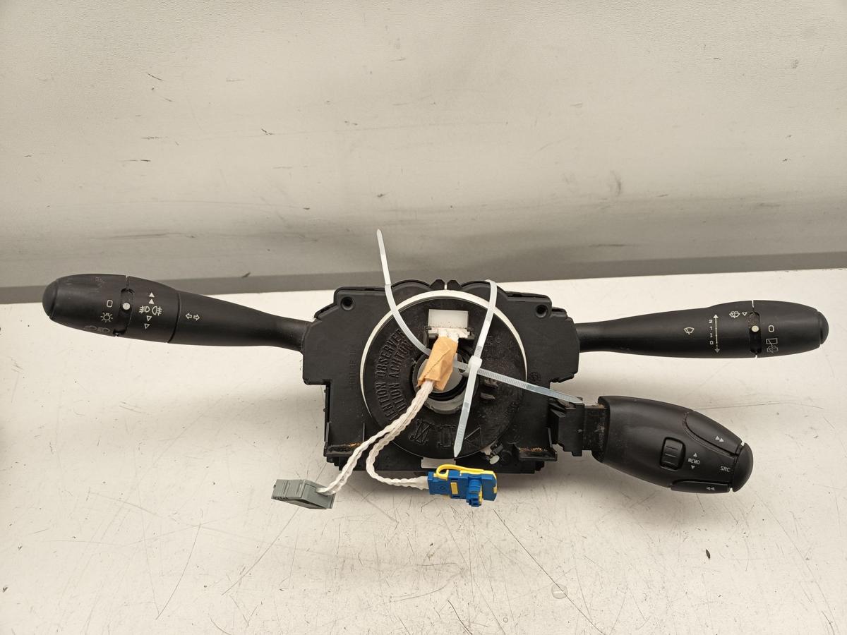 Peugeot 206 original Kombischalter Lenkstockschalter 96787398XT Bj 2012