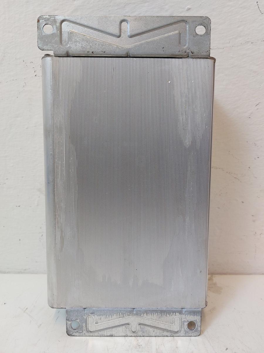 Audi A6 C6 4F Soundsystem Verst&auml;rker Amplifier Basic Vorverst&auml;rker Audio