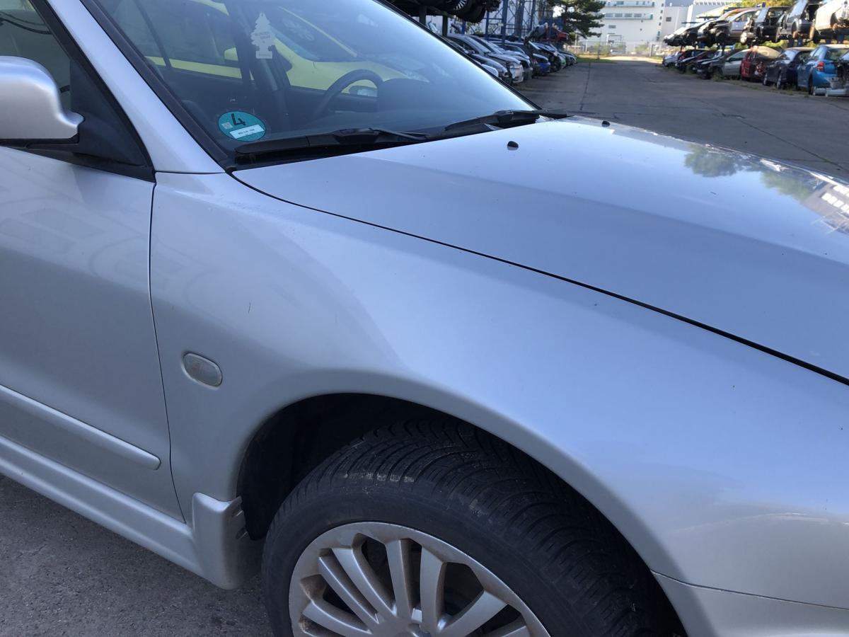 Mitsubishi Galant EA0 Avance Kotfl&uuml;gel vorn rechts Fahrer A69C Satellite Silver