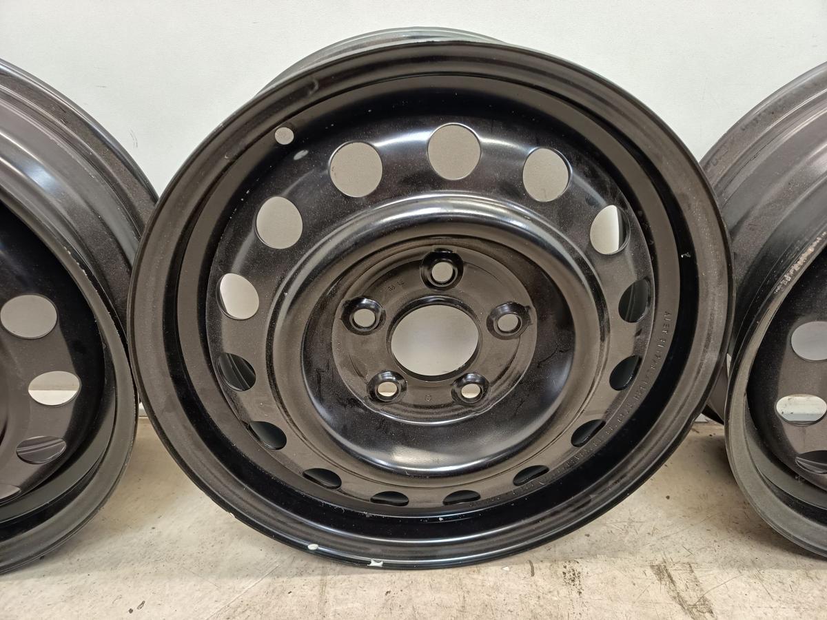 Alcar 8147 Satz Stahlfelgen 6x15 ET46 5x114.3 f&uuml;r Hyundai und Kia