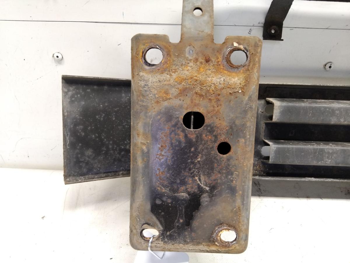 Fiat Ducato 250 original Tr&auml;ger Verst&auml;rkung Sto&szlig;f&auml;nger vorn Quertraverse Bj2011