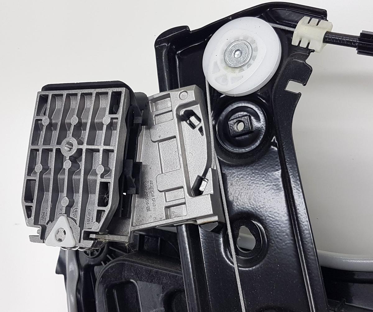 Tesla Model Y Fensterheber vorn rechts Bj22 149550900E 152680500B OHNE Motor