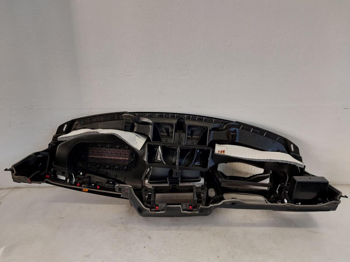 BMW 1er F20 Armaturenbrett Cockpit Armaturentafel im Rohbau Dashboard