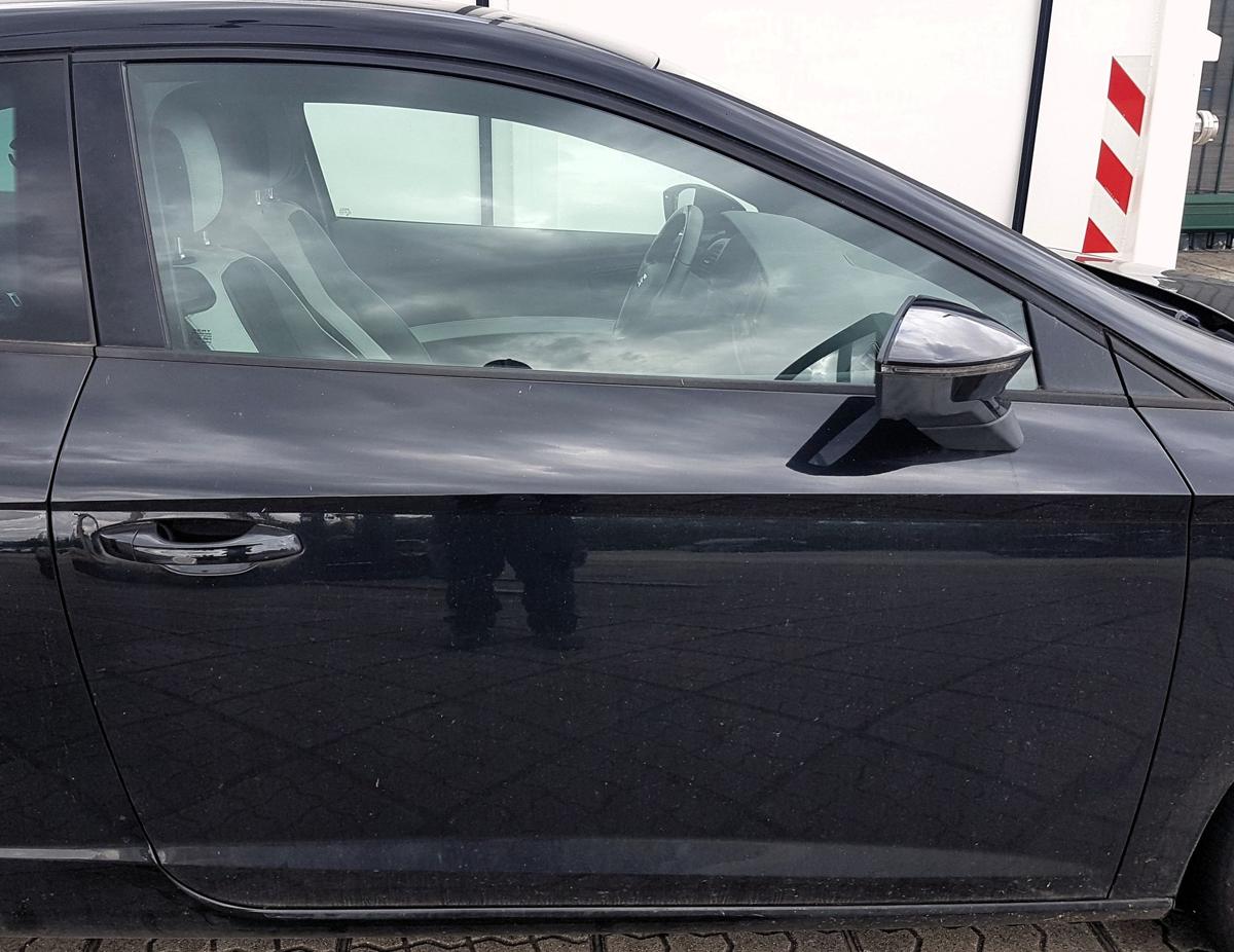 Seat Leon 5F T&uuml;rscheibe vorn rechts in gr&uuml;ncolor Bj2014 3 T&uuml;rig