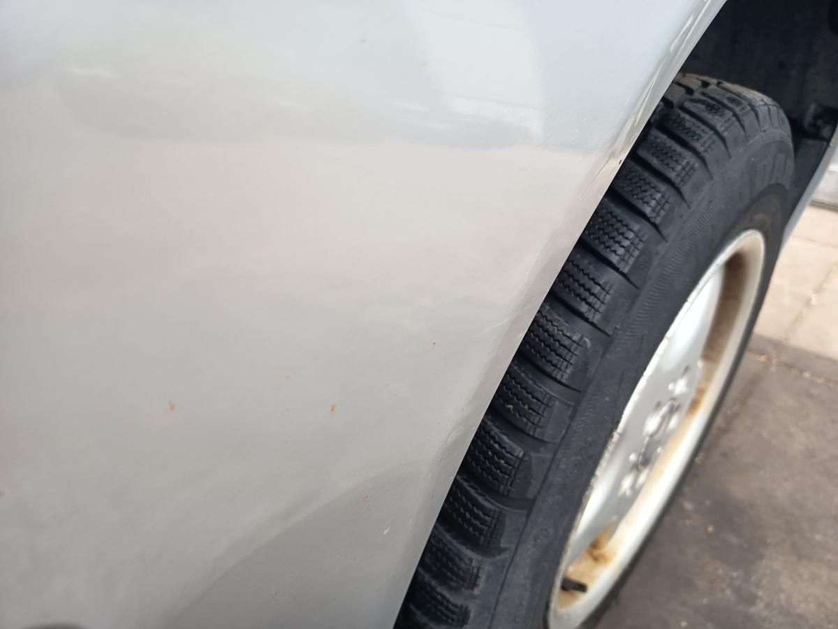 Mercedes CL203 original Kotfl&uuml;gel rechts Seitenteil 775 Iridiumsilber Bj 2006