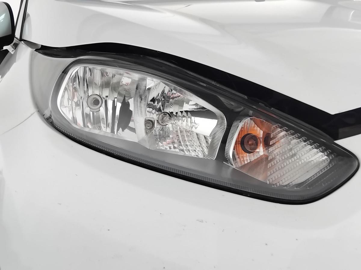 Ford Fiesta JA8 CCN 2013-2017 original Scheinwerfer rechts Halogen mit LWR