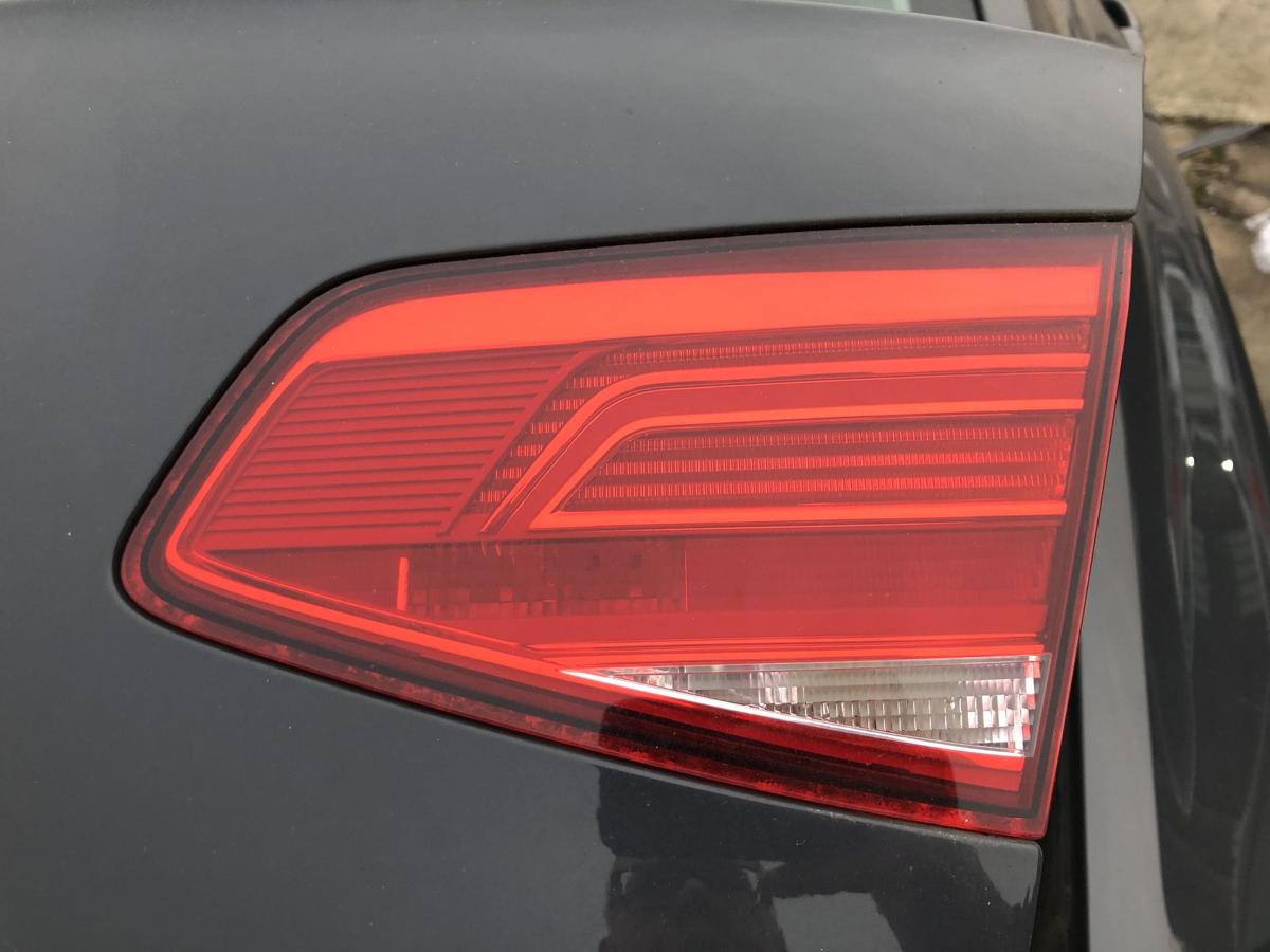 VW Passat 3G B8 Limo Rückleuchte rechts innen Heckklappe Heckleuchte Limo LED