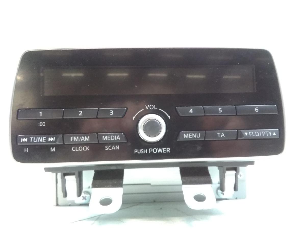 Mazda2 III DJ original Autoradio Display DB5H669R0 BJ2015 Mazda2 III DJ original Autoradio Display DB5H669R0 BJ2015
