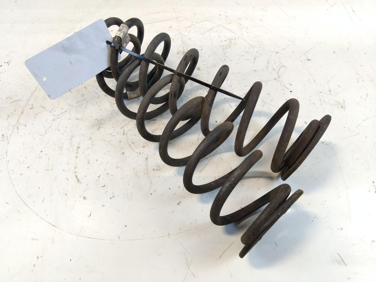 VW Golf Sportsvan original Satz Hinterfedern Bj.2017 5Q051115BE