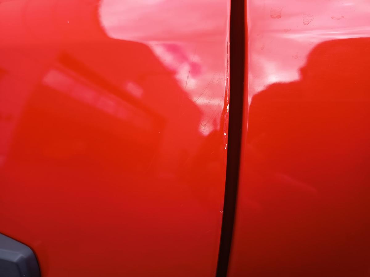 Opel Corsa D original T&uuml;r links Fahrert&uuml;r Z547 Magmarot Baujahr 2009