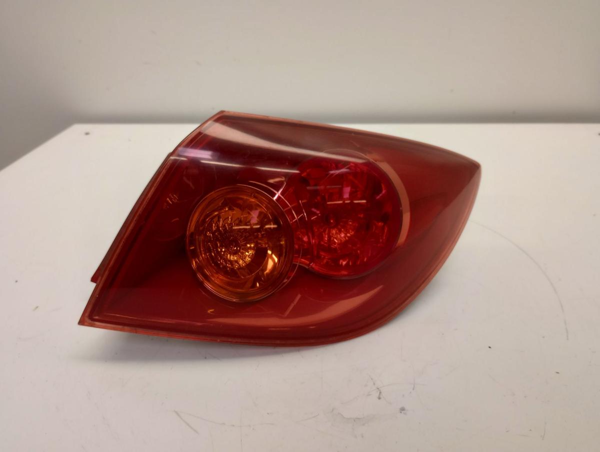 Mazda 3 BK 5türer original Rückleuchte rechts Heck/Schluss/Licht Bj 2005