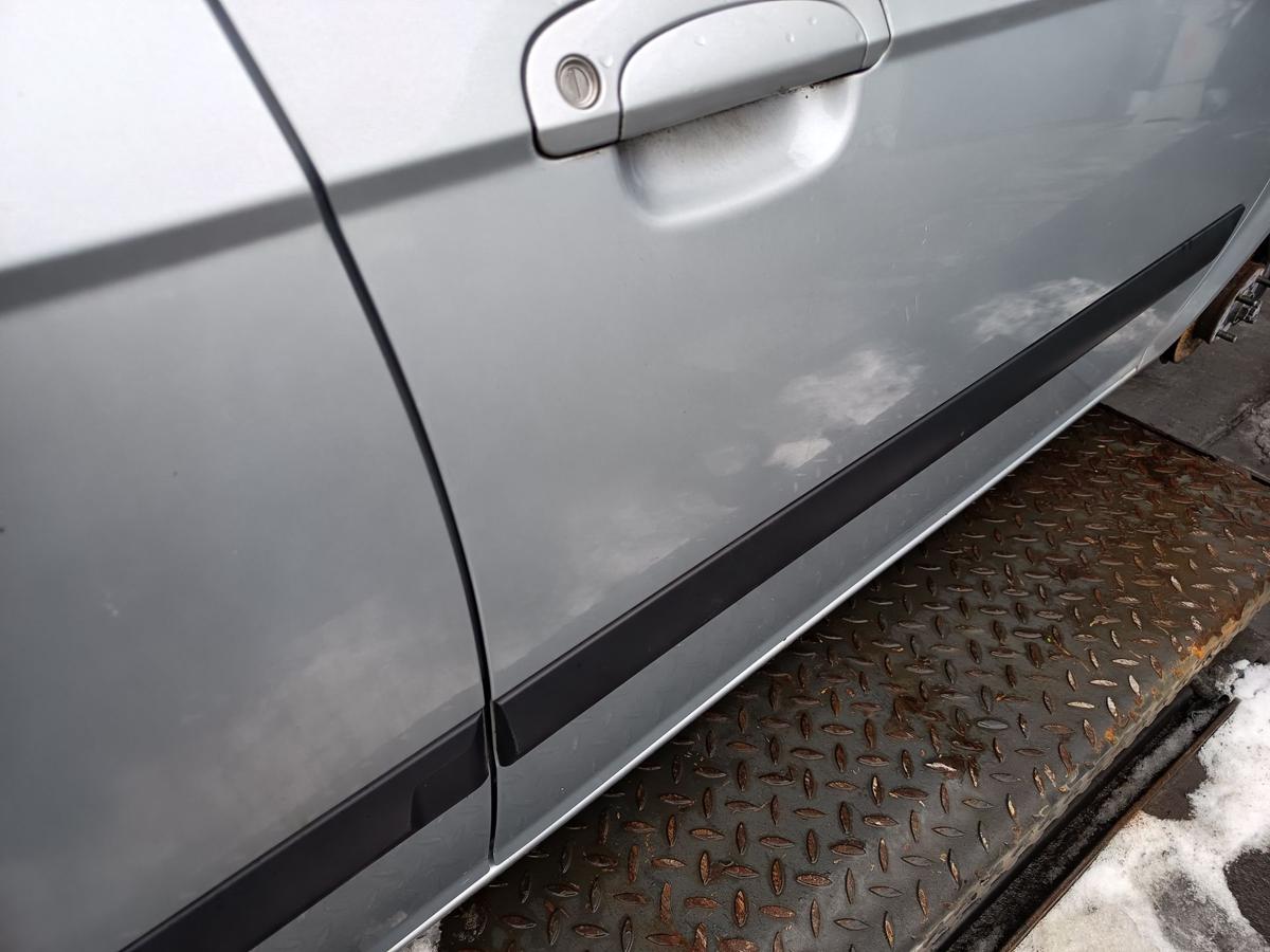 Hyundai Getz original T&uuml;r vorn rechts Beifahrer 5S Space silver Bj 2005