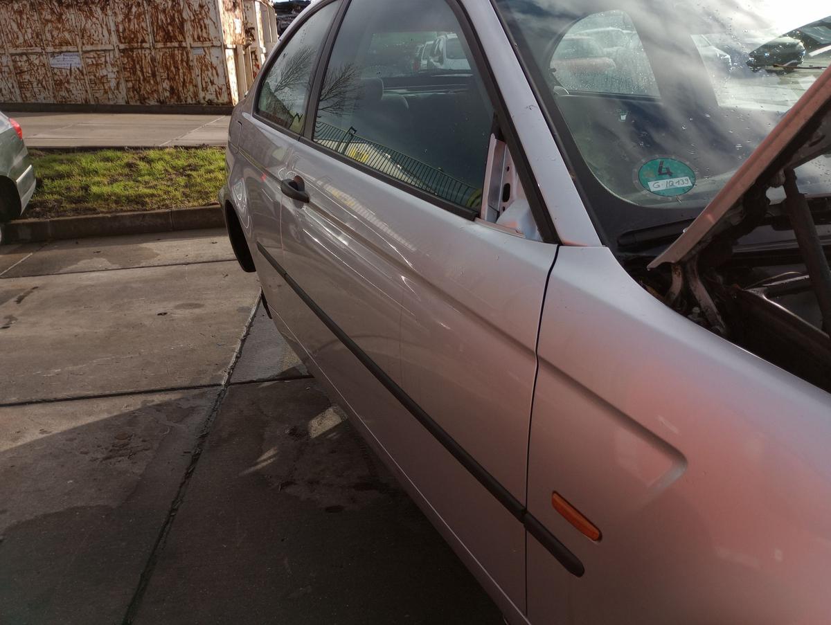 BMW 3er E46 Compact orig Tür rechts Beifahrer 354 Titansilber met Bj 2002