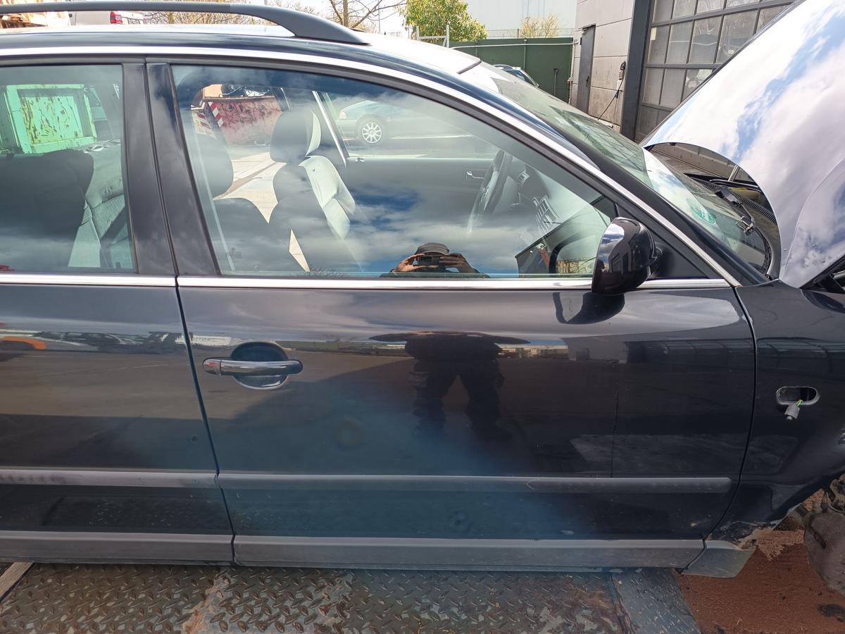 VW Passat 3BG original T&uuml;r vorn rechts Beifahrer C9Z Black magic Bj 2002