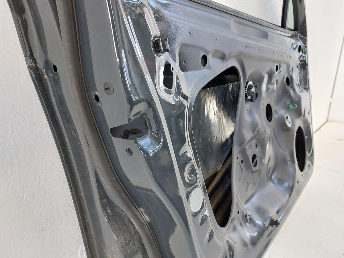 VW Passat 3G B8 Limo Tür vorn links Fahrertür im Rohbau LI7F Uranograu SCHADEN!