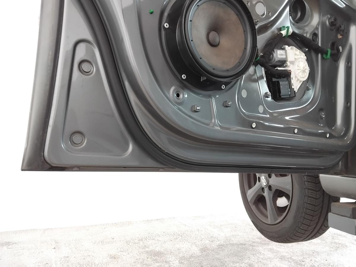 VW Golf 5 1K Tür vorn links Fahrertür 5-Türer LA7T unitedgrey BJ2006