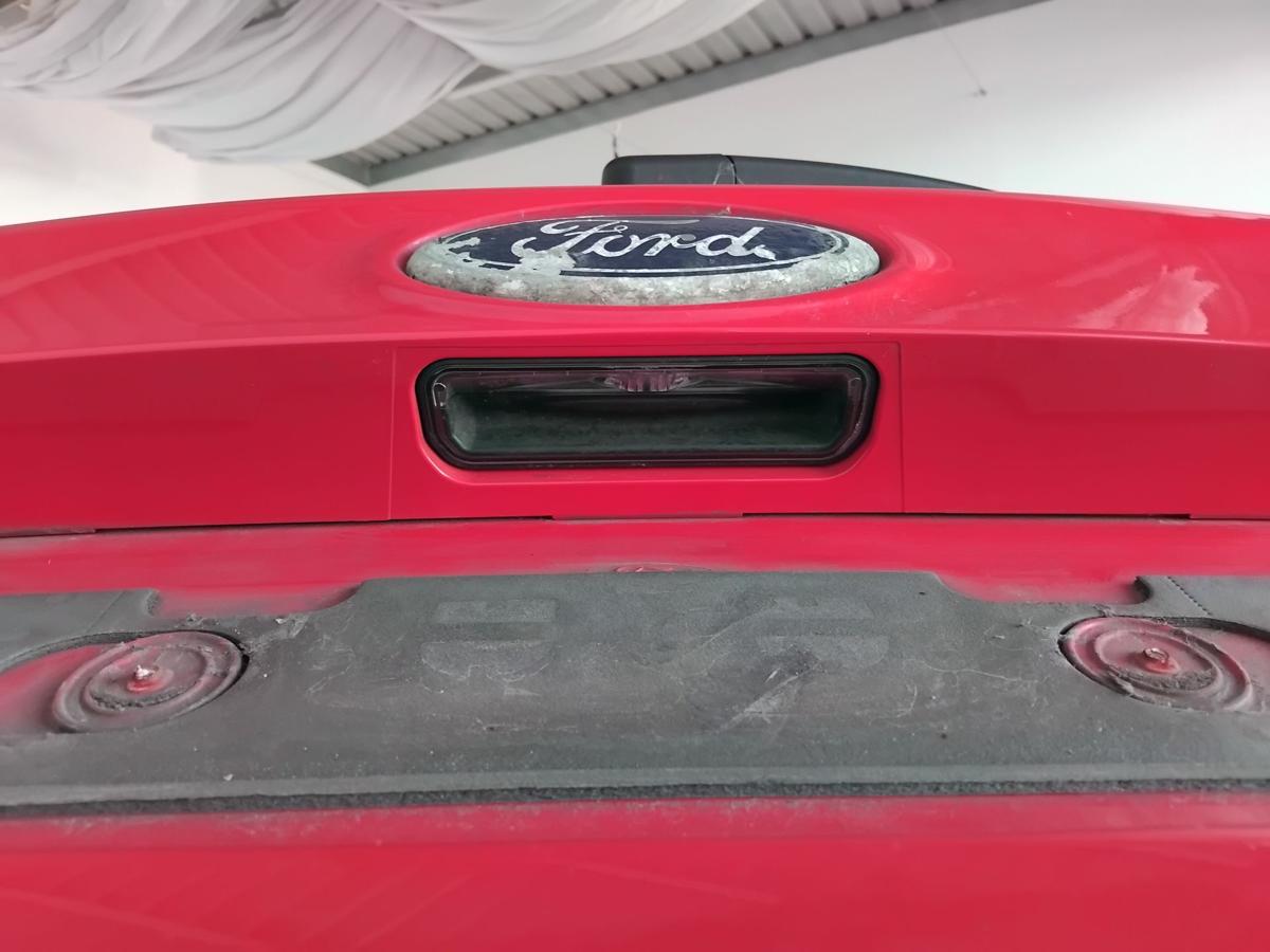 Ford Focus 3 DYB Kombi Heckklappe racerot inkl. Scheibe BJ2013 Turnier