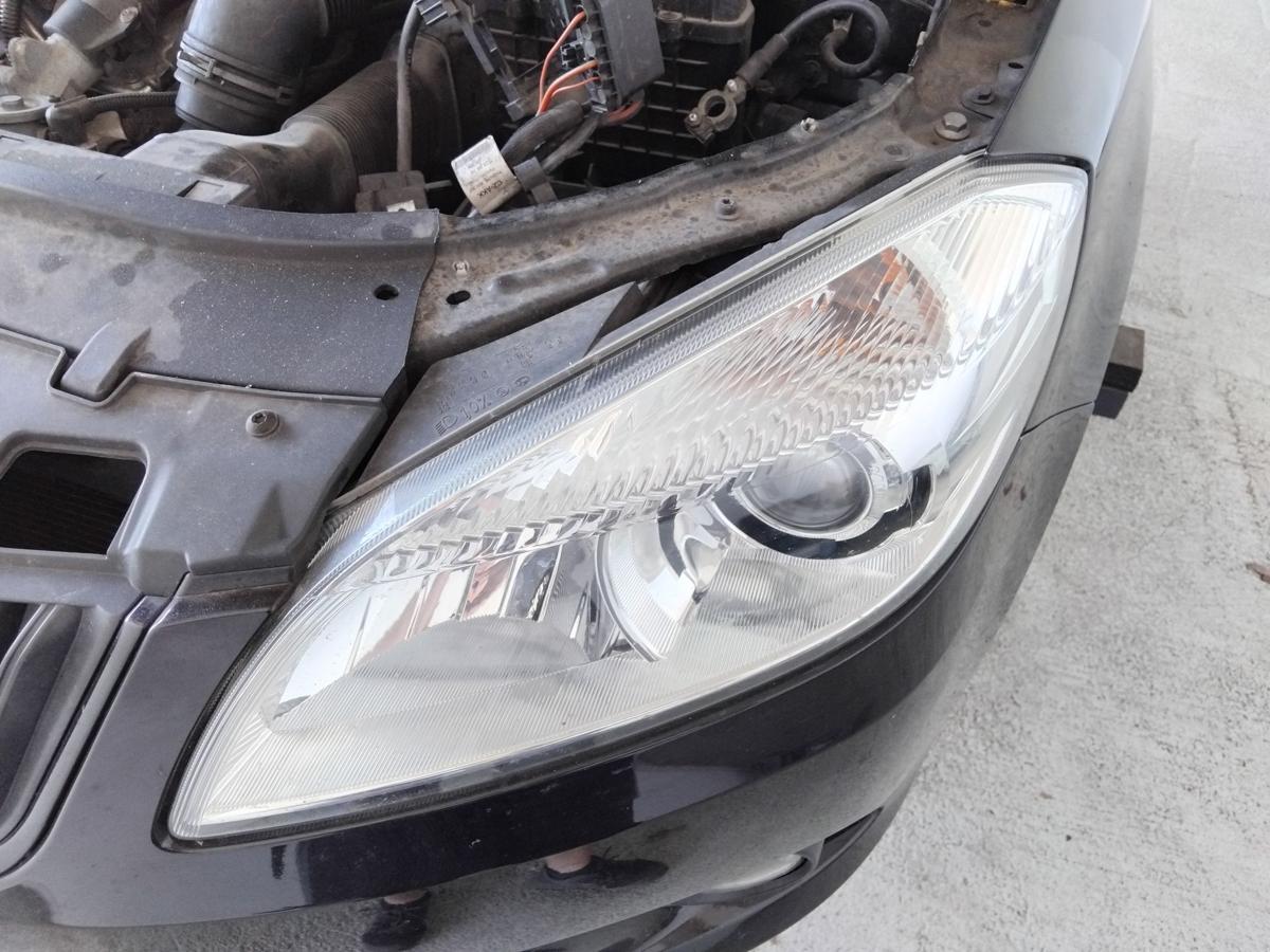Skoda Fabia 2 5J Facelift original Scheinwerfer links Halogen Ellipsoid BJ2014