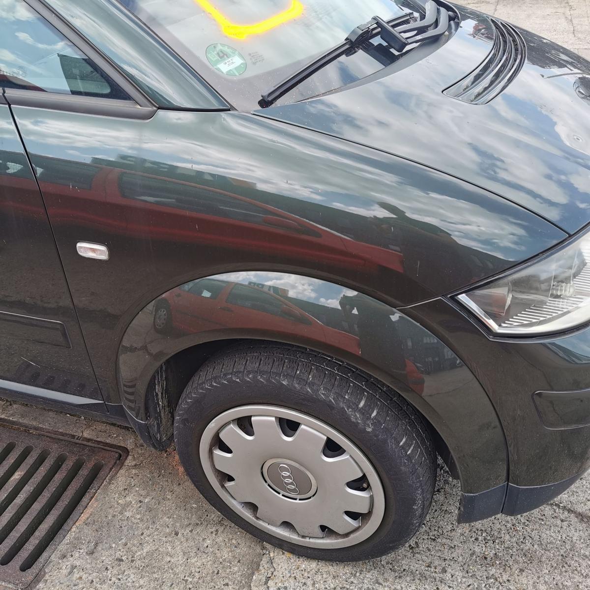 Kotflügel Seitenwand Fender vorn rechts Audi A2 8Z LZ6S Piniengruen