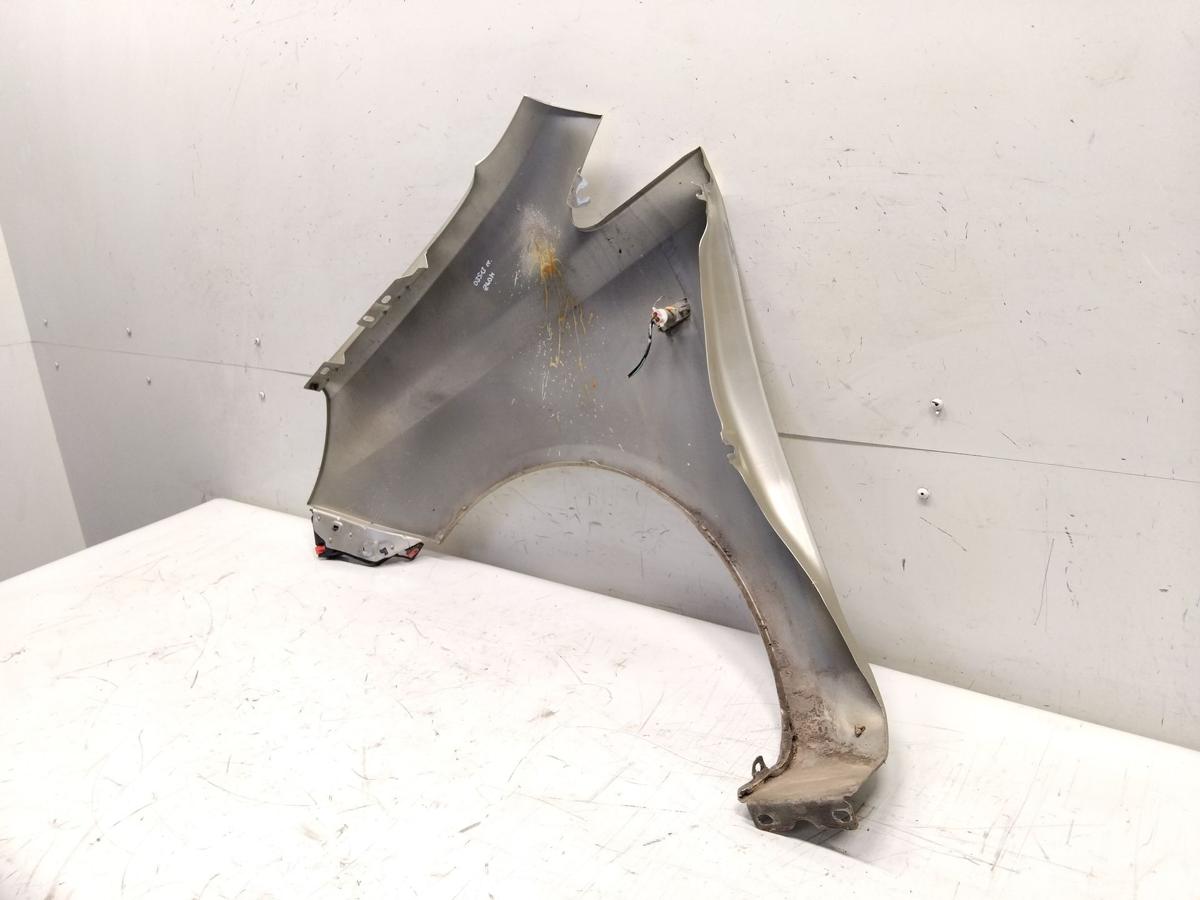 Opel Corsa D original Kotfl&uuml;gel vorn rechts Z40M Champagnersilber BJ2007