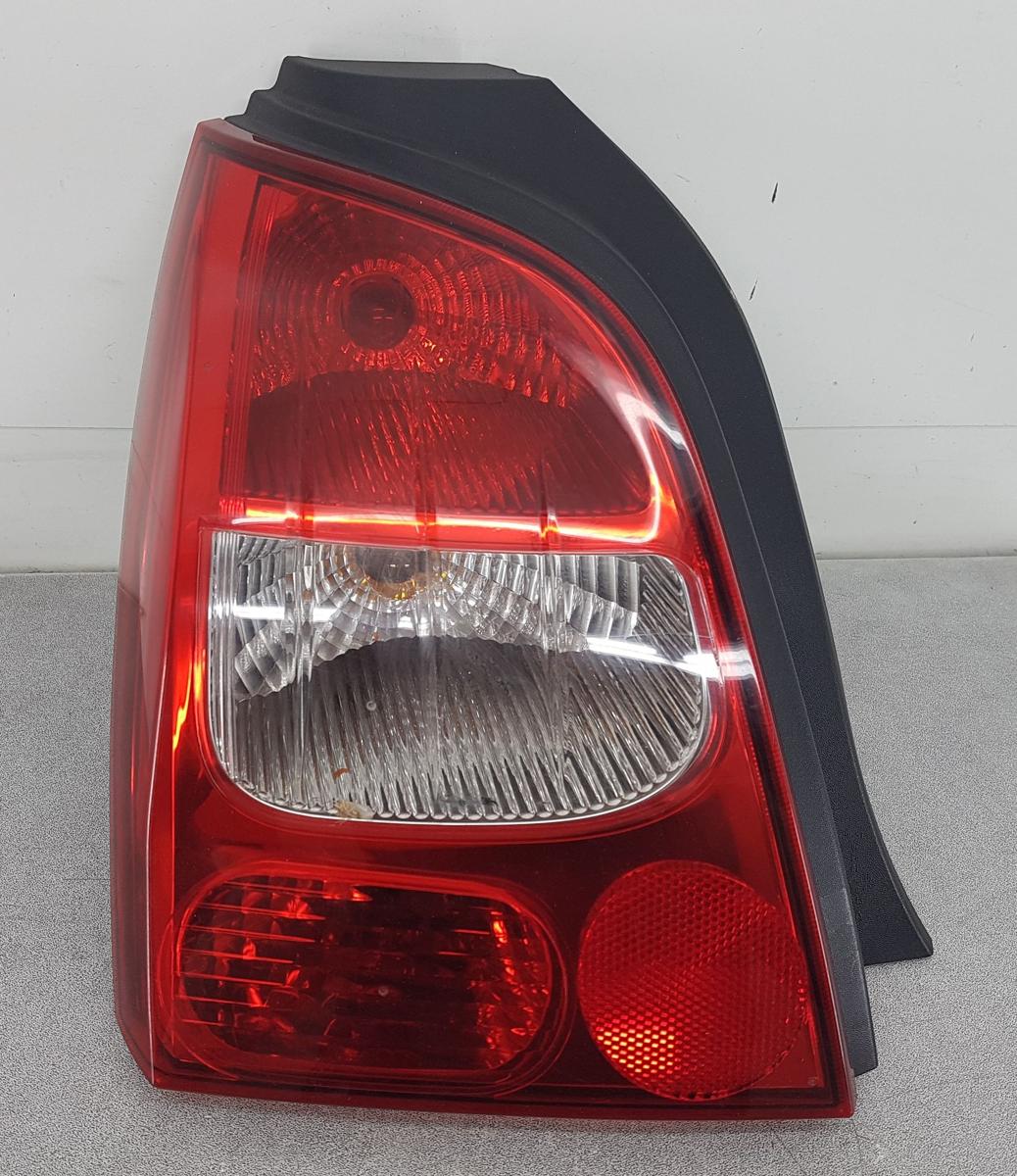Renault Twingo II Rückleuchte Rücklicht links 8200387888 Bj2010 Modell bis 2012