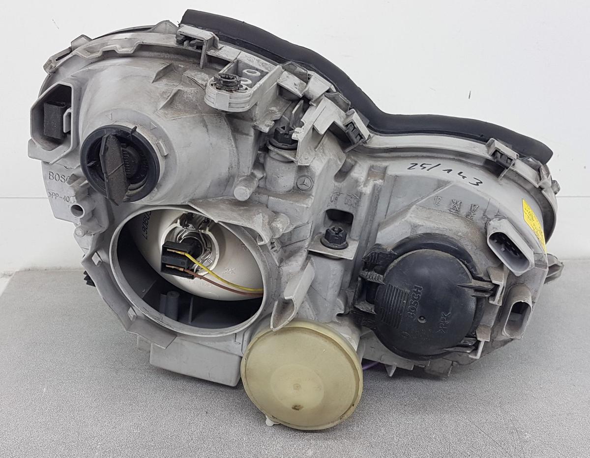 Mercedes C Klasse W203 Hauptscheinwerfer links A2038200161 0301166201 Bj2000