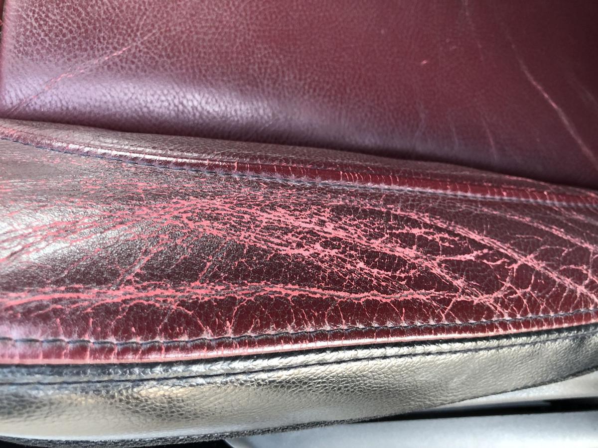 Citroen DS3 Sport Chic Sitz vorn links Fahrersitz Leder Ledersitz weinrot