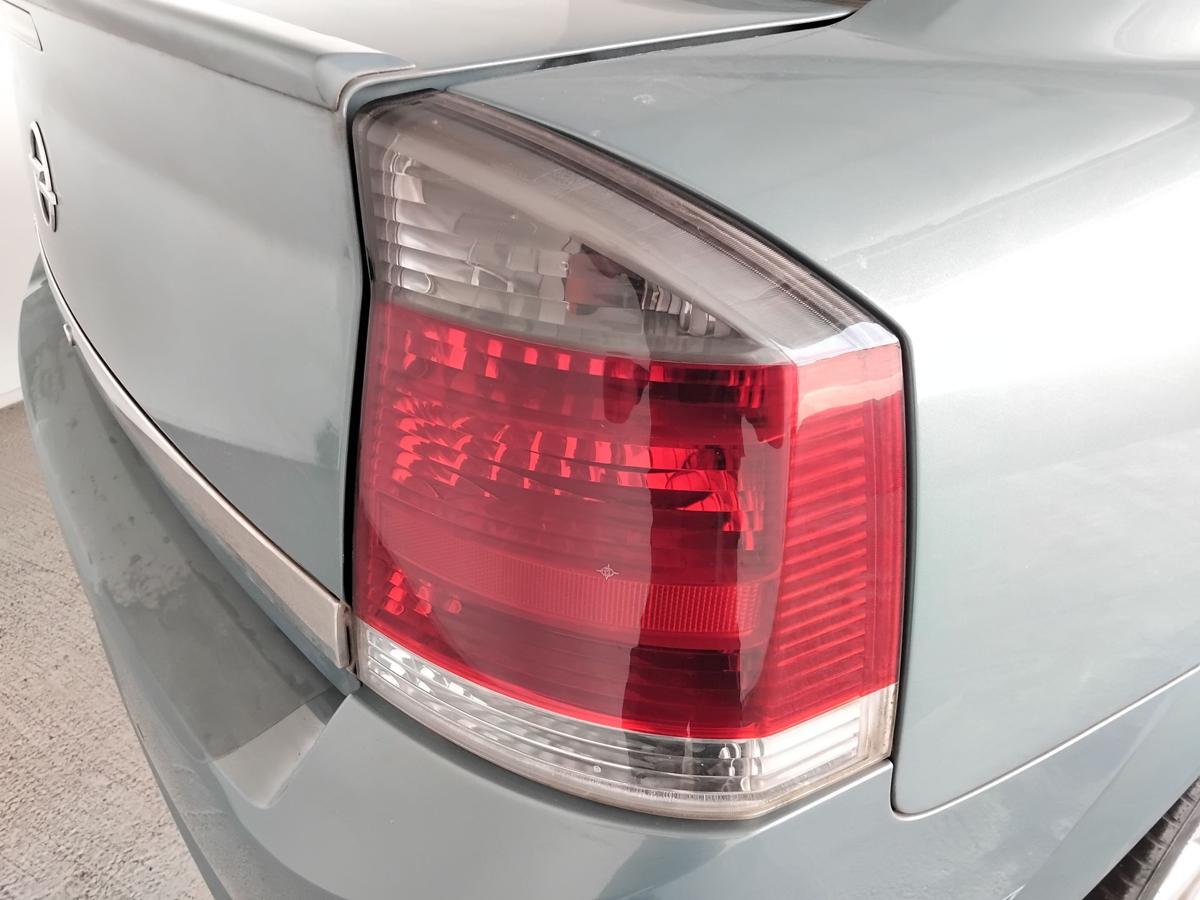 Opel Vectra C GTS Facelift orig.Rückleuchte Heckleuchte rechts Fliessheck BJ2006