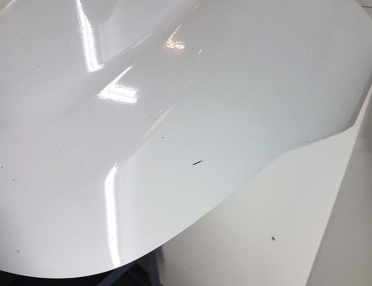Opel Vivaro Kühlergrill 10U Casablancaweiss Bj2007 Modell ab 2006