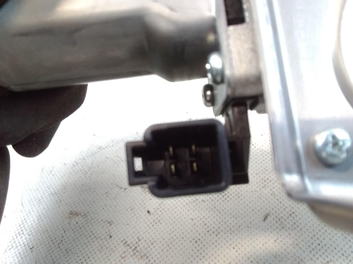 Mitsubishi Space Star A0 original Wischermotor hinten BJ2014