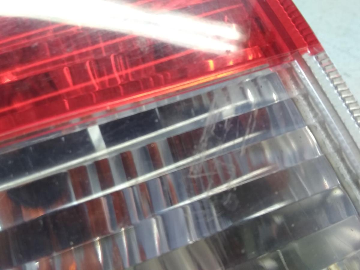 VW Polo 9N2 orig R&uuml;ckleuchte Heckleuchte links au&szlig;en 4-t&uuml;rig Stufenheck BJ2004