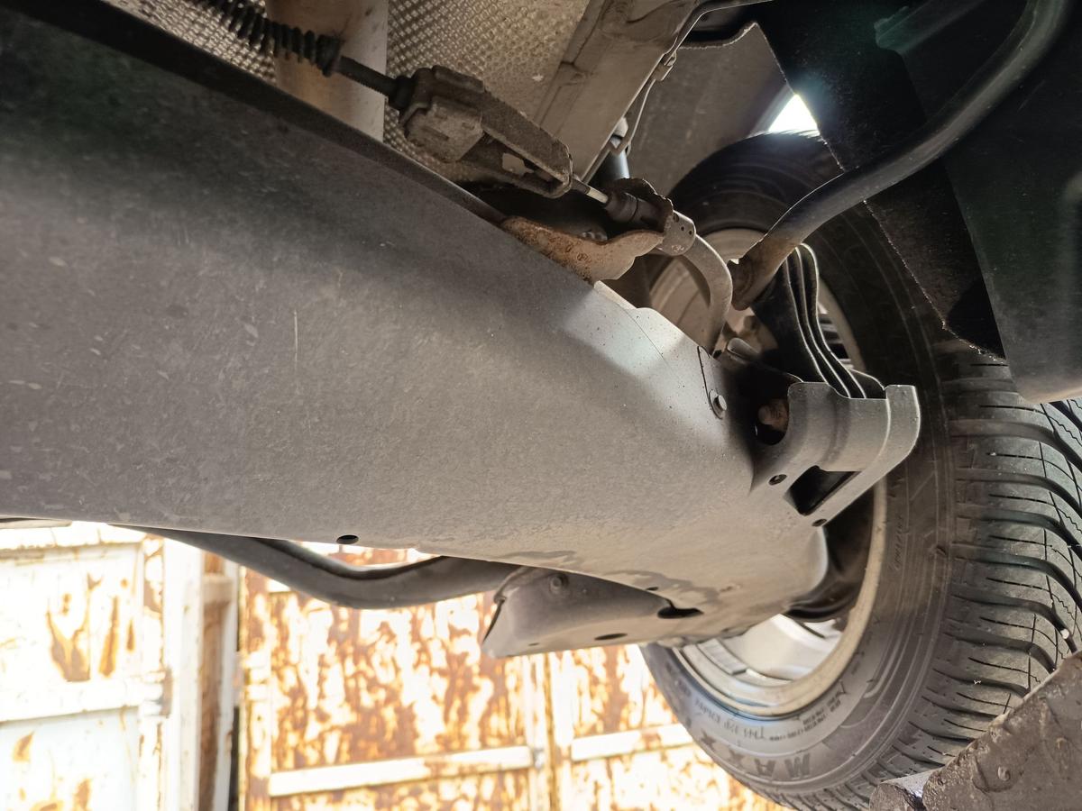 Mercedes W169 original Hinterachse Tr&auml;ger scheibengebremst 114tkm Bj 2005