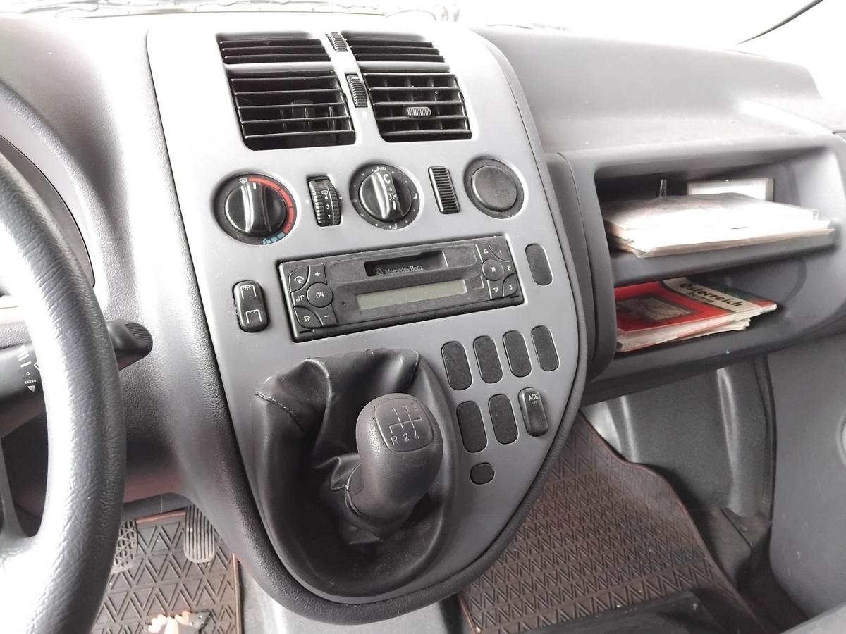 Mercedes Benz Vito 638 5 Gang Schaltgetriebe 711698 2.2CDI 75kw BJ2003 87554km