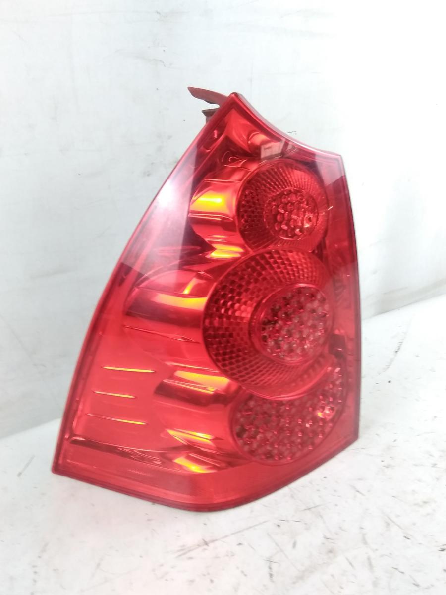 Peugeot 307 SW Kombi original Rückleuchte Heckleuchte links Facelift BJ2006