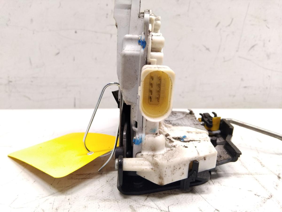 Audi A4 B7 8E original T&uuml;rschloss hinten links mit Zentralverriegelung BJ2006