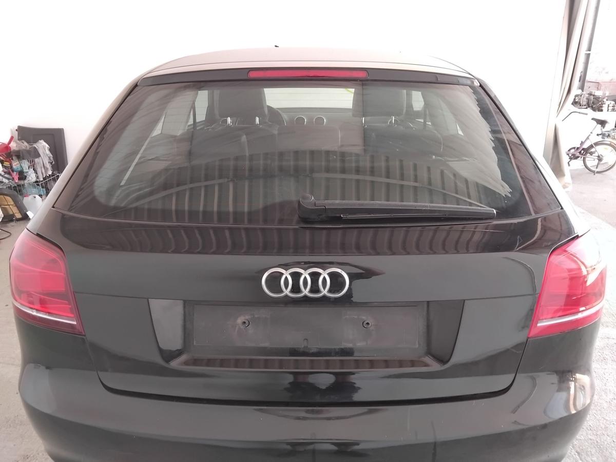 Audi A3 8P 3türig Facelift Heckklappe LY9B Brillantschwarz mit Scheibe BJ2010