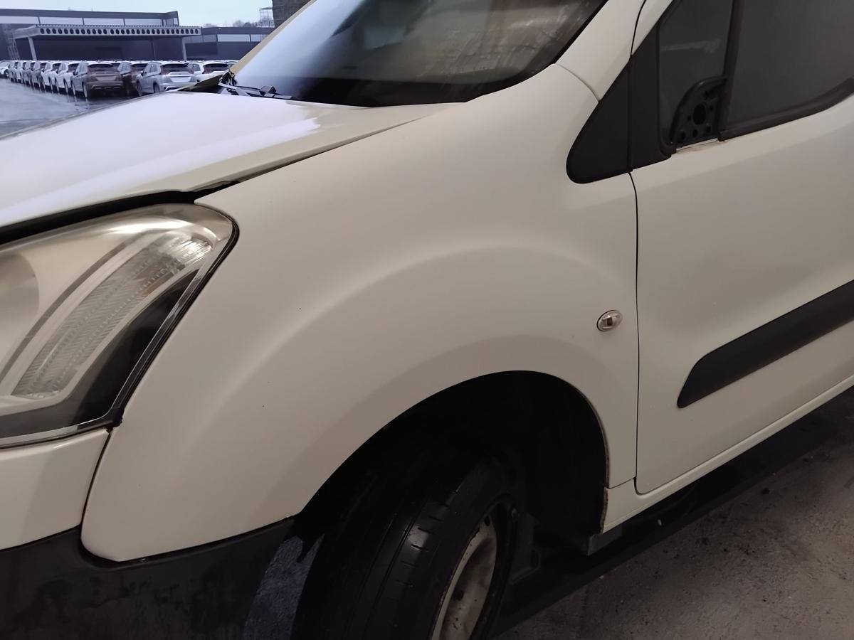 Citroen Berlingo 2 B9 original Kotflügel vorn links BJ2015 Mängel