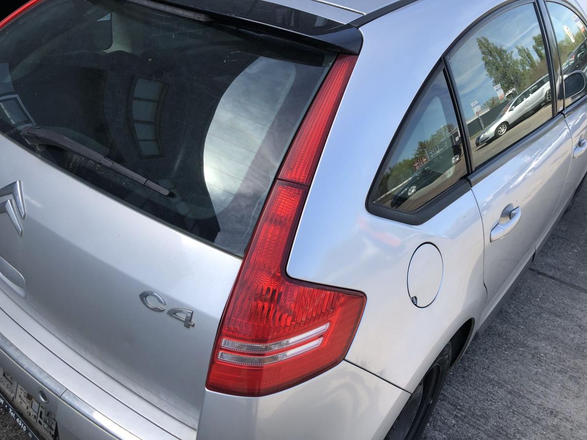 Citroen C4 Typ L R&uuml;ckleuchte rechts Ober- und Unterteil 5 t&uuml;rig R&uuml;cklicht