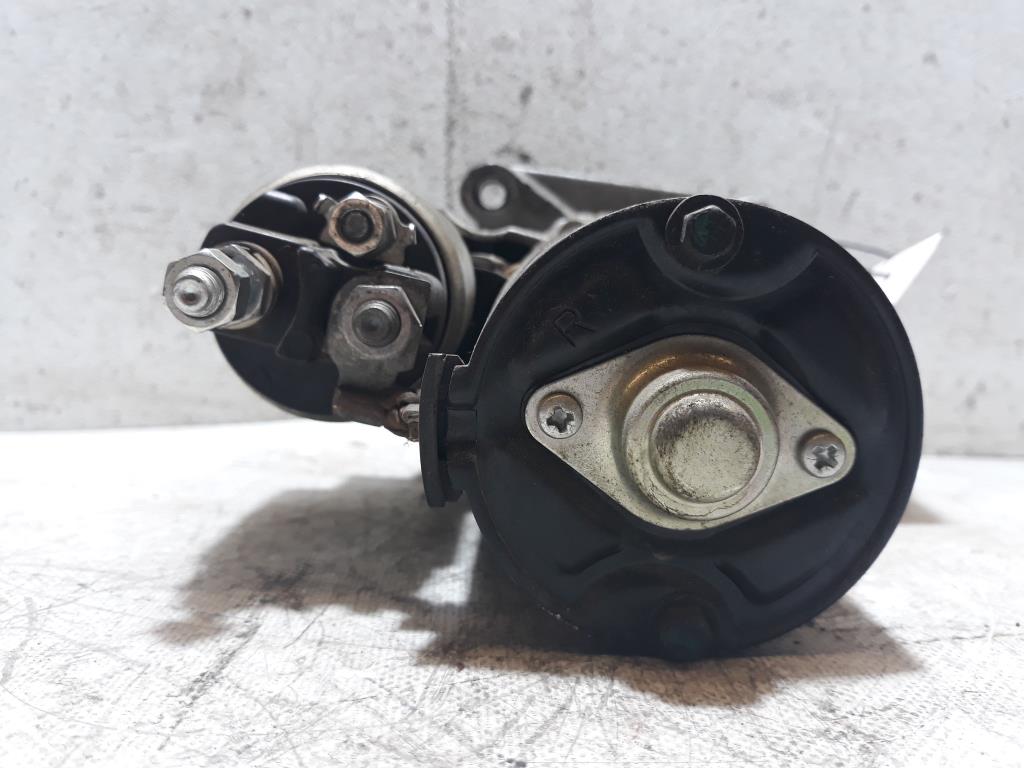 Suzuki SX4 BJ 2012 Anlasser Starter 2.0D 99KW 0001108451 Bosch