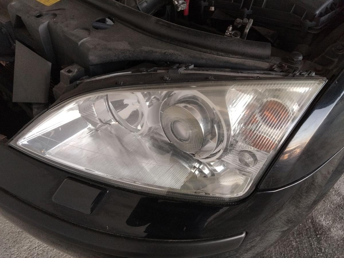 Ford Mondeo 3 BY original Xenon Scheinwerfer links inkl. Steuergerät BJ2004