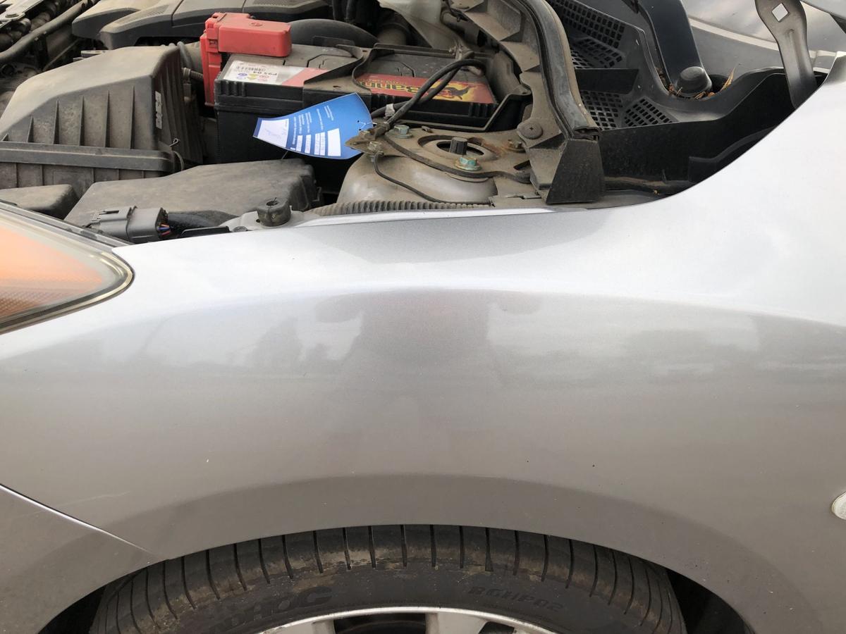 Mazda 3 Typ BL Kotflügel vorn links Fahrerseite 38P Liquid Silver Met