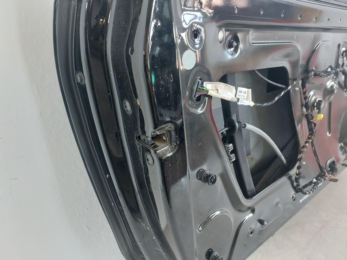 VW Polo 6R T&uuml;r vorn links Fahrert&uuml;r f&uuml;r 3 t&uuml;rer L041 Brillantschwarz Besch&auml;digt