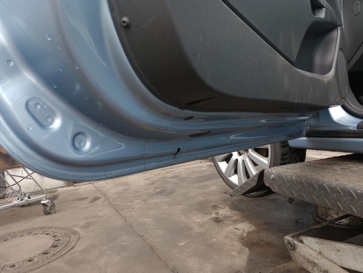 Opel Astra H TwinTop orig Tür links Cabrio Z21C Blau Bj 2008
