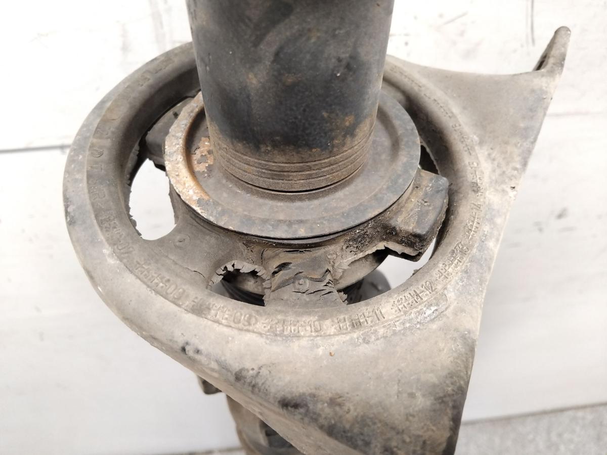 Mercedes Sprinter 906 316CDI original Kardanwelle Hinterteil ! Mängel ! Bj.2015 Mercedes Sprinter 906 316CDI original Kardanwelle Hinterteil ! Mängel ! Bj.2015