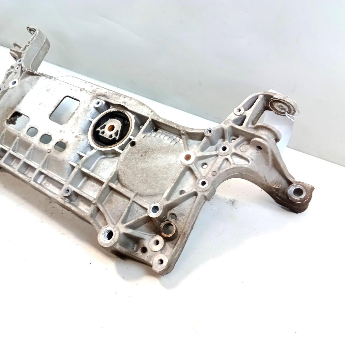 Seat Alhambra 7N original Vorderachstr&auml;ger Aggregatetr&auml;ger 2.0TDI 110kw Bj.2015