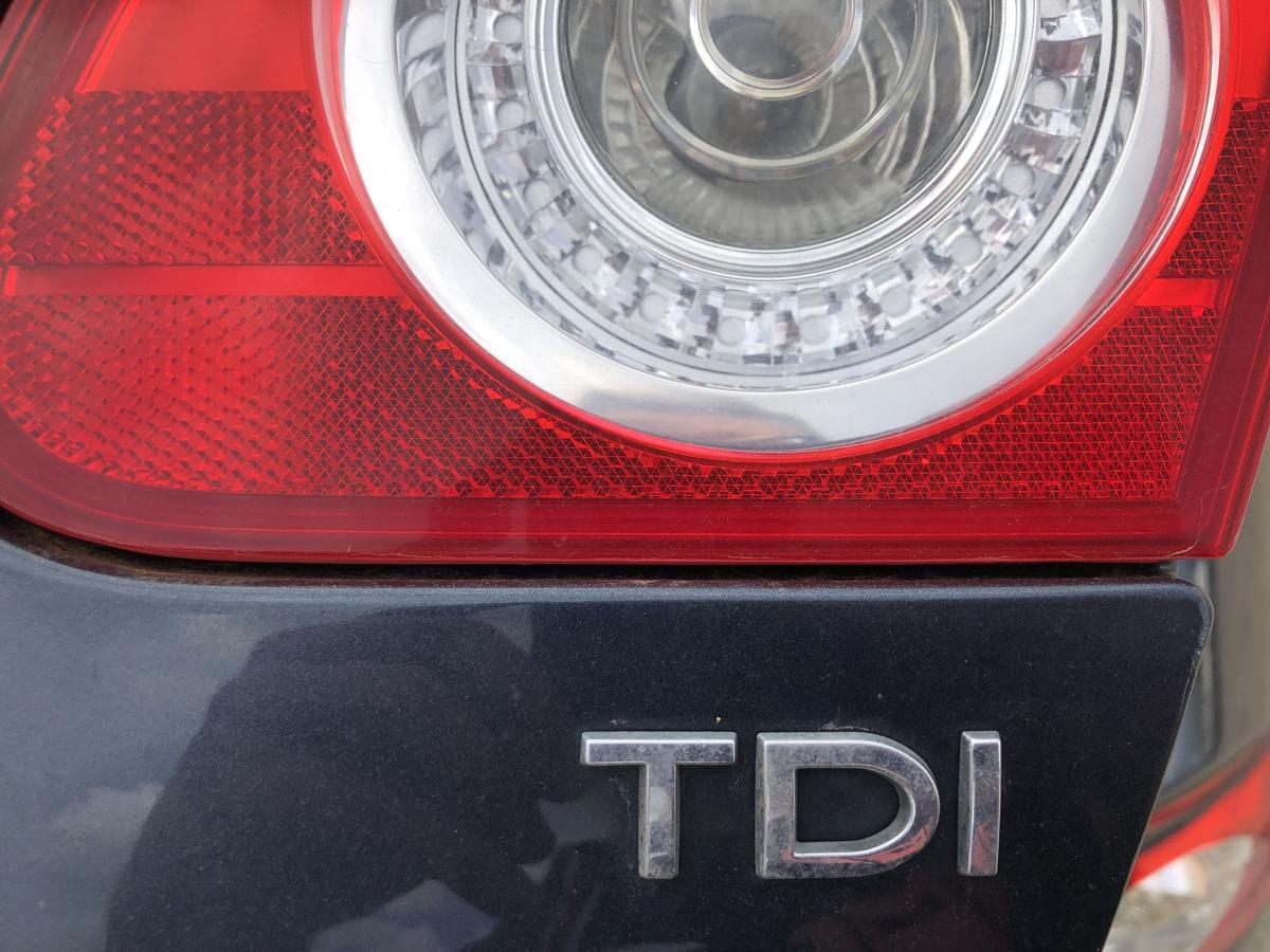 VW Passat 3C B6 R&uuml;ckleuchte innen rechts R&uuml;cklicht Heckklappe Limousine