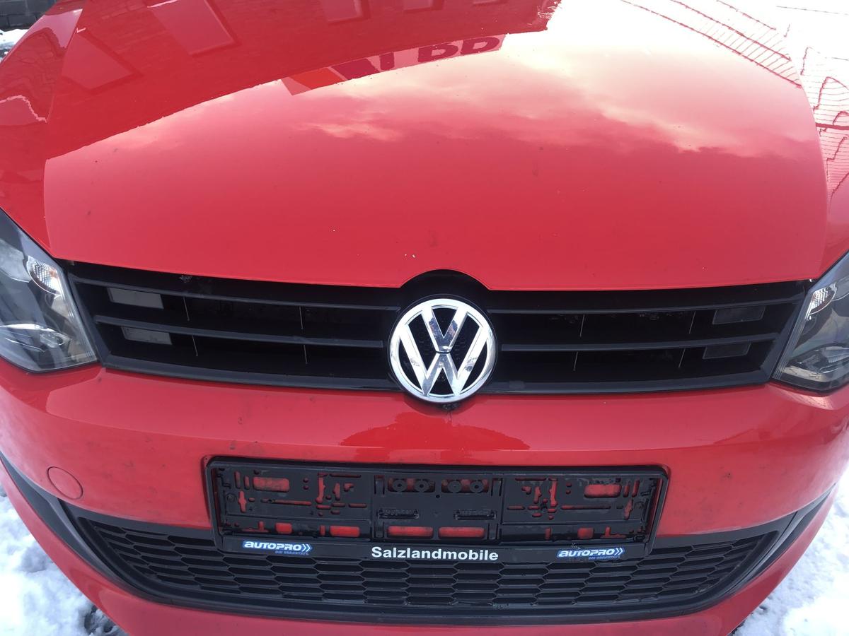 VW Polo 6R K&uuml;hlergrill Frontgrill Grill mit Logo